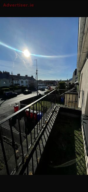 4 BED HOUSE - SUMMER LET, To Let