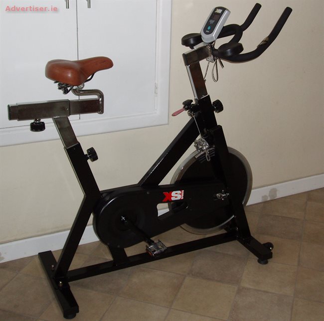 EXERCISE BIKE FOR SALE- COLLECTION ONLY, Fitness